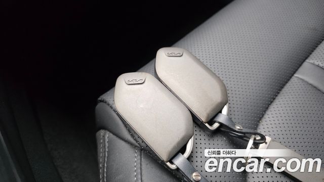 Kia K5 2024 — photo 25