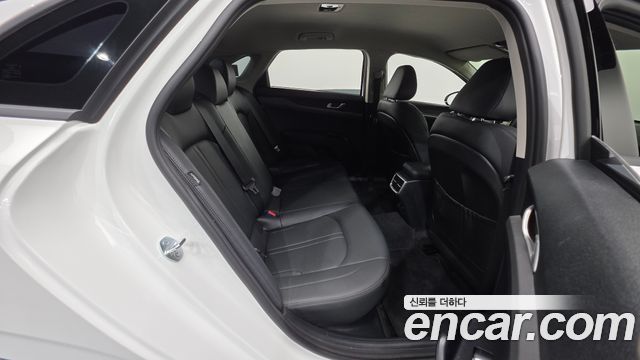 Kia K5 2024 — photo 26