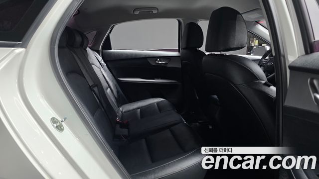 Kia K3 2020 — photo 17