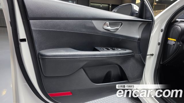 Kia K3 2020 — photo 14