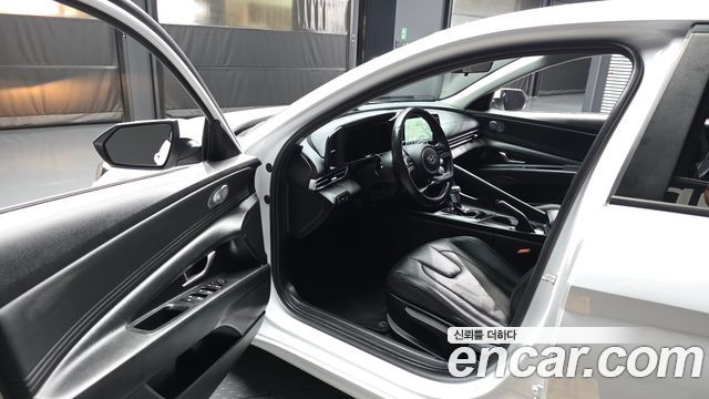 Hyundai AVANTE 2021 — photo 10