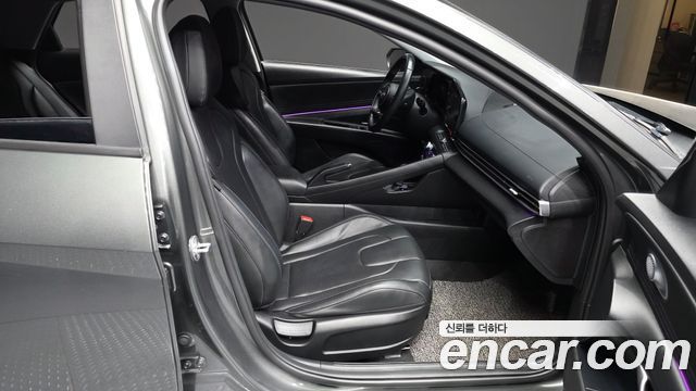 Hyundai AVANTE 2023 — photo 11