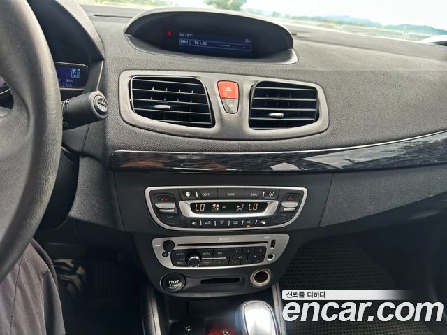 Renault Korea SM3 2015 — photo 15