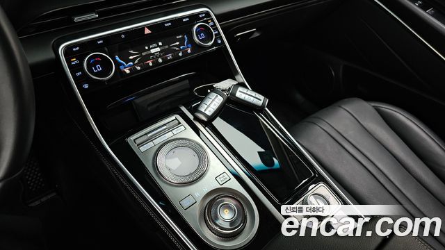 Genesis GV80 2022 — photo 12