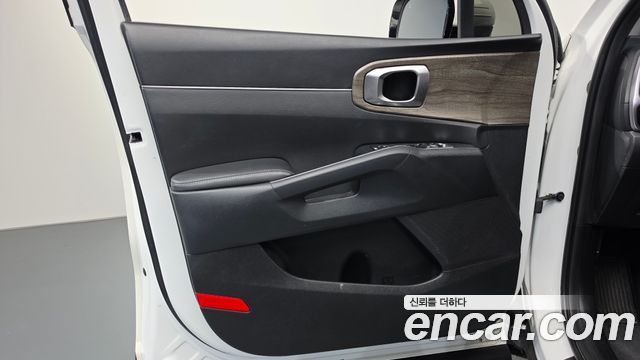 Kia Sorento 2022 — photo 14
