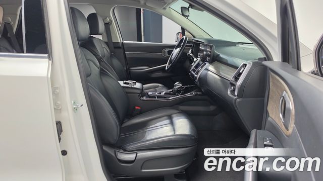 Kia Sorento 2022 — photo 16