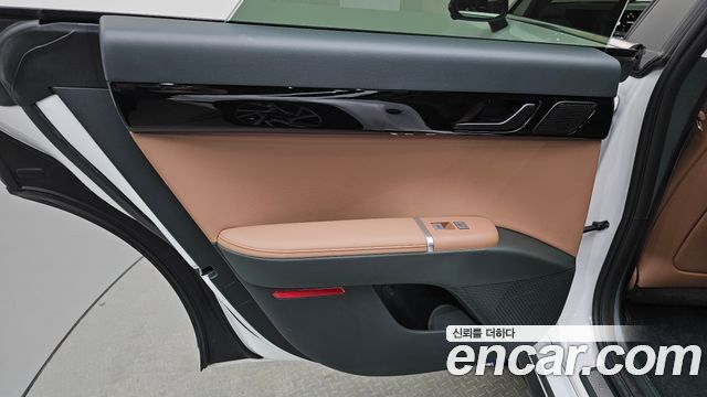 Hyundai Grandeur 2025 — photo 15