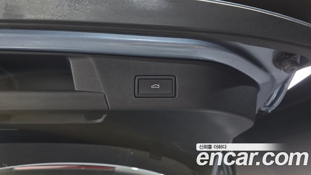 Volkswagen ID.4 2022 — photo 25