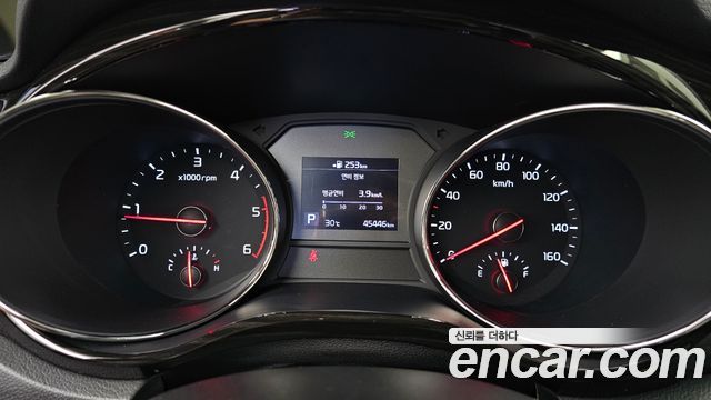Kia Canival 2019 — photo 11