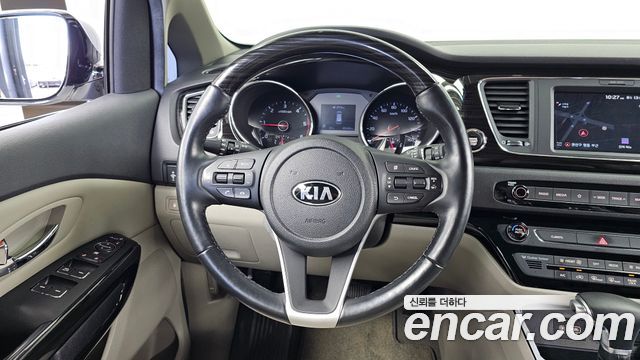 Kia Canival 2019 — photo 19