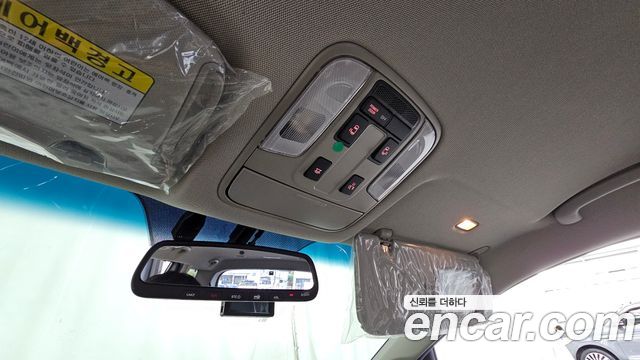 Kia Canival 2019 — photo 23
