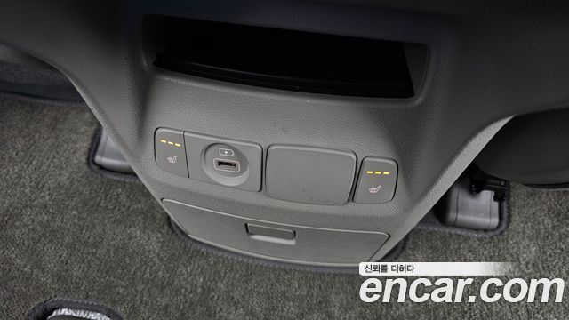 Kia Canival 2019 — photo 25