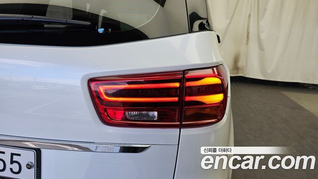 Kia Canival 2019 — photo 9