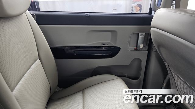 Kia Canival 2019 — photo 15