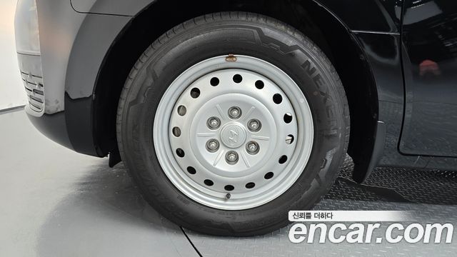 Hyundai Staria 2023 — photo 5