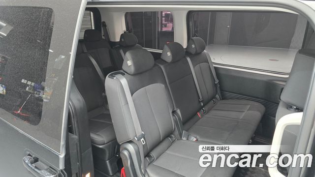 Hyundai Staria 2023 — photo 17