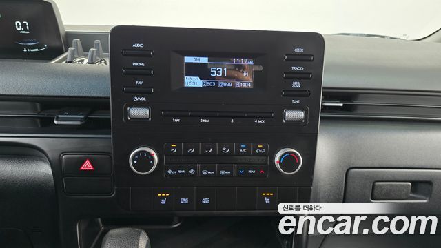 Hyundai Staria 2023 — photo 22