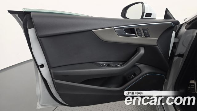 Audi A5 2020 — photo 14
