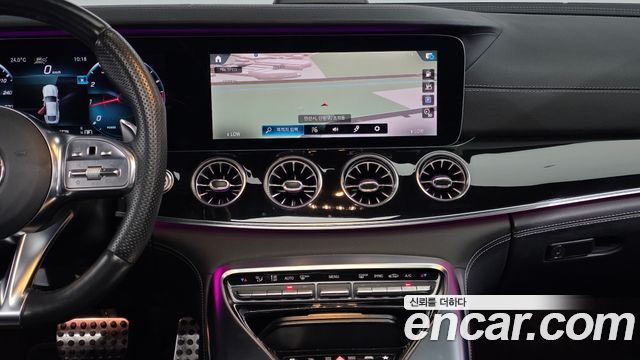 Mercedes-Benz AMG GT 2021 — photo 19