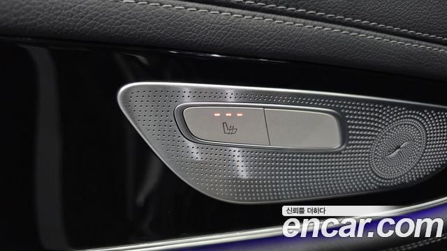 Mercedes-Benz AMG GT 2021 — photo 29