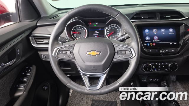 Chevrolet Korea Trailblazer 2021 — photo 18