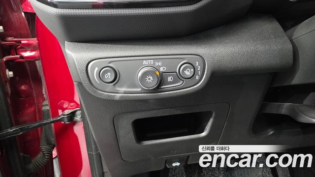 Chevrolet Korea Trailblazer 2021 — photo 29