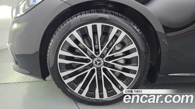 Mercedes-Benz S-Class 2021 — photo 5