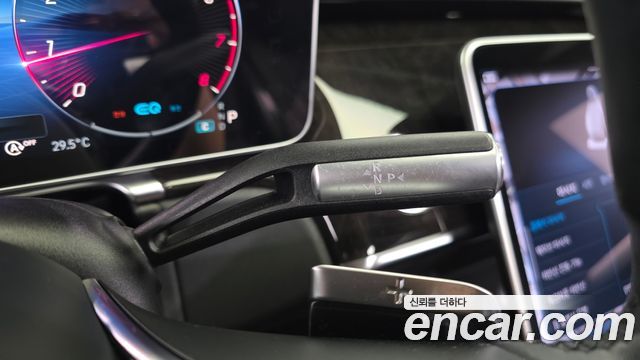 Mercedes-Benz S-Class 2021 — photo 12