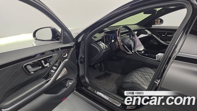 Mercedes-Benz S-Class 2021 — photo 13