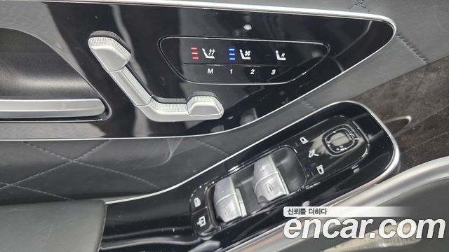 Mercedes-Benz S-Class 2021 — photo 28