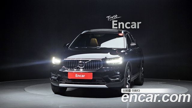 Volvo XC40 2022 — photo 3