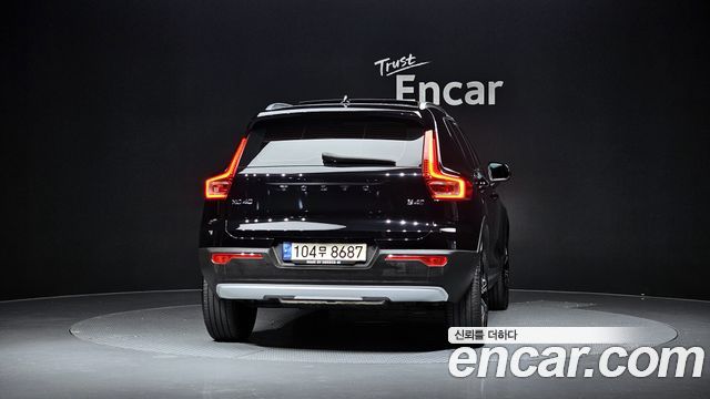 Volvo XC40 2022 — photo 4