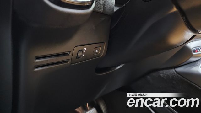 Volvo XC40 2022 — photo 28