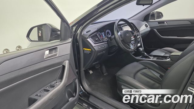 Hyundai Sonata 2019 — photo 11