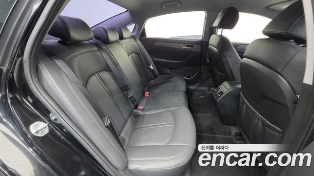 Hyundai Sonata 2019 — photo 20