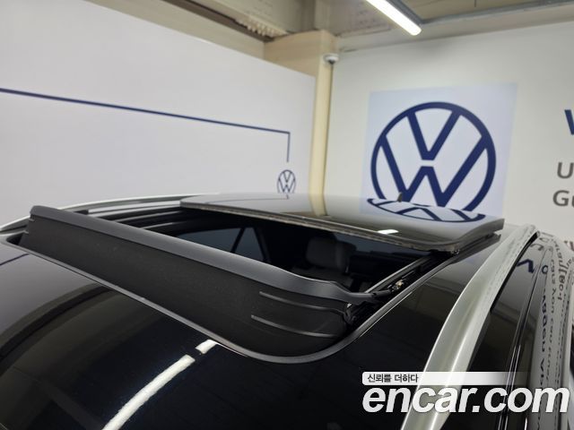 Volkswagen T-Roc 2022 — photo 11