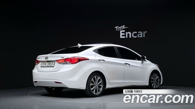 Hyundai AVANTE 2014 — photo 2