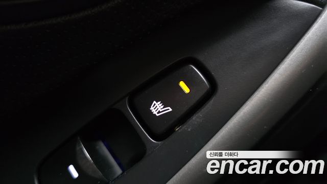 Hyundai AVANTE 2014 — photo 19