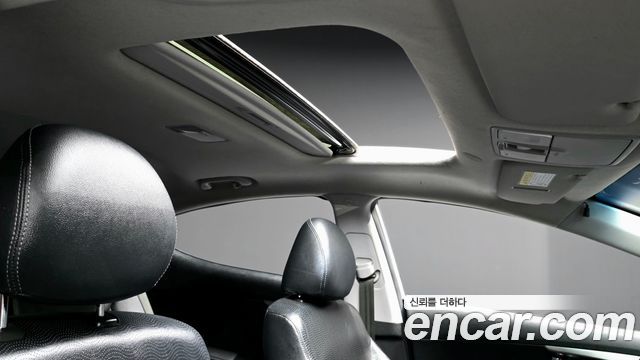 Hyundai AVANTE 2014 — photo 20