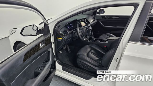 Hyundai Sonata 2016 — photo 13