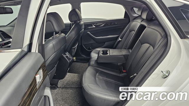 Hyundai Sonata 2016 — photo 18