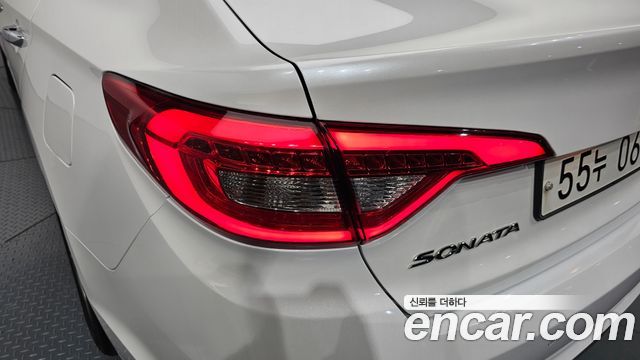 Hyundai Sonata 2016 — photo 9