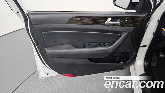 Hyundai Sonata 2016 — photo 14