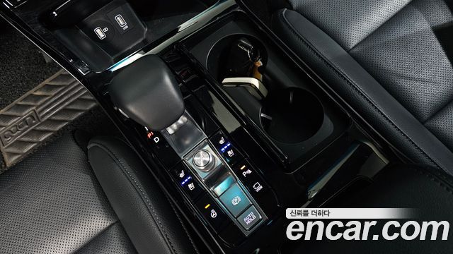 Kia K7 2020 — photo 12