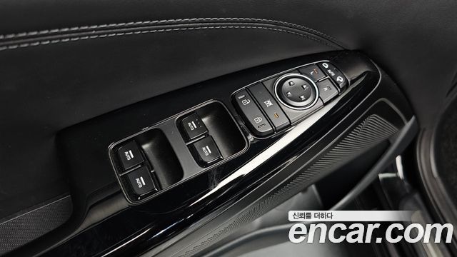 Kia K7 2020 — photo 23