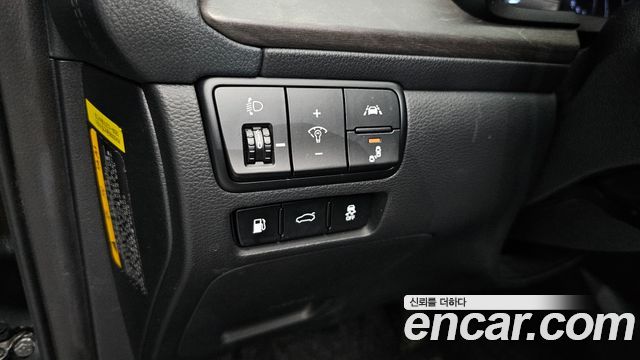 Kia K7 2020 — photo 24