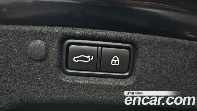 Kia K7 2020 — photo 26