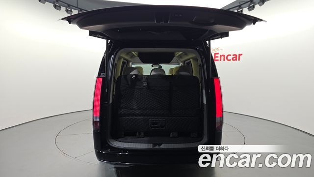Hyundai Staria 2023 — photo 23