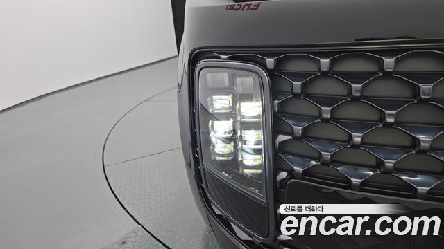 Hyundai Staria 2023 — photo 8