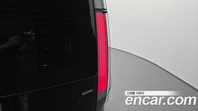 Hyundai Staria 2023 — photo 9